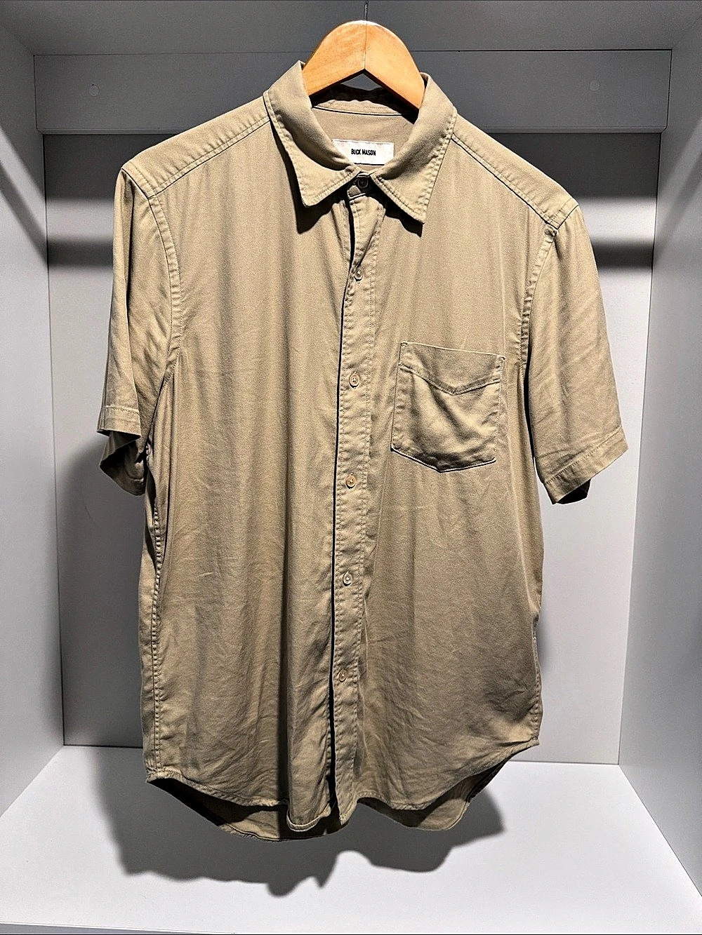 Buck Mason Draped Twill S/S One Pocket Shirt Brown